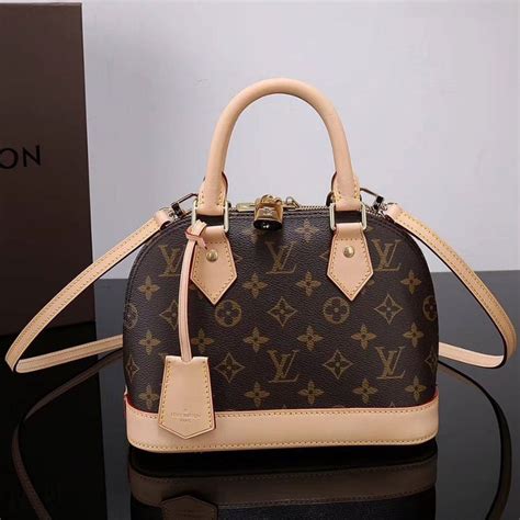 bolso louis vuitton con iniciales|bolsas louis vuitton usadas originais.